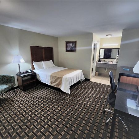 Travelodge By Wyndham Jackson I-40 Exit 82 Esterno foto