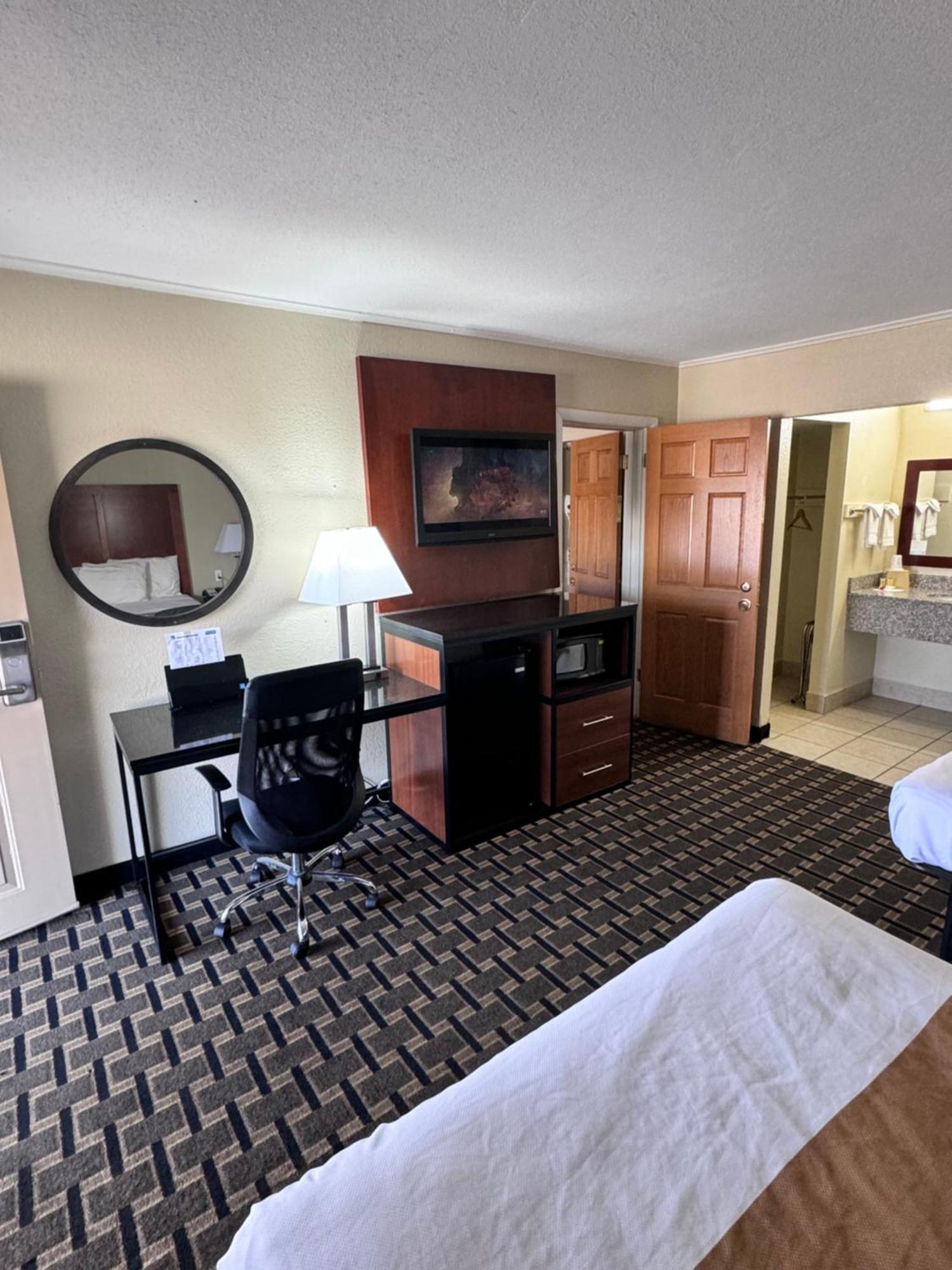 Travelodge By Wyndham Jackson I-40 Exit 82 Esterno foto